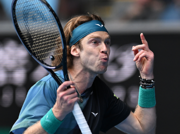 福建队始终 福建队始终