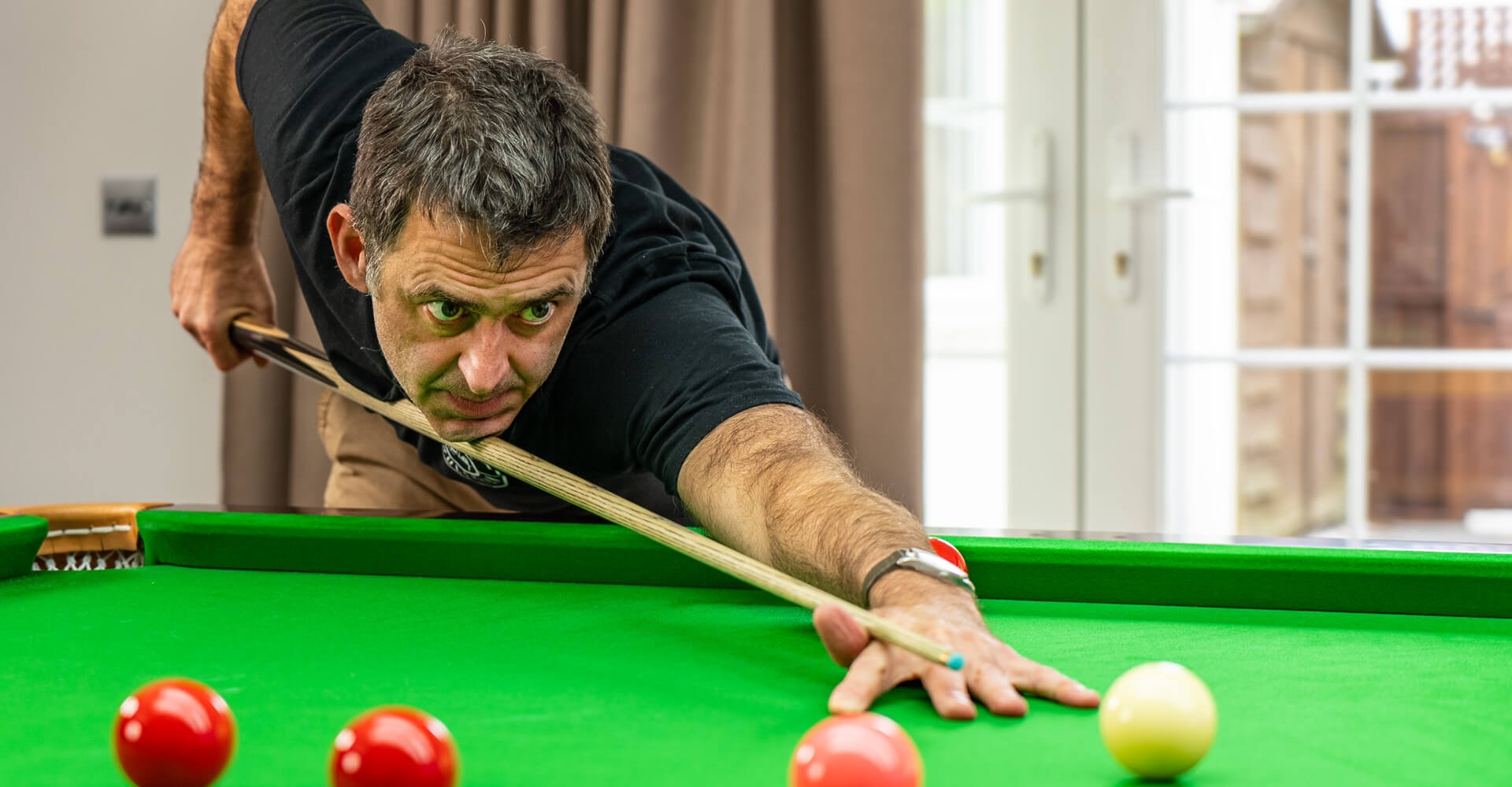 他不仅是荷 他不仅是荷