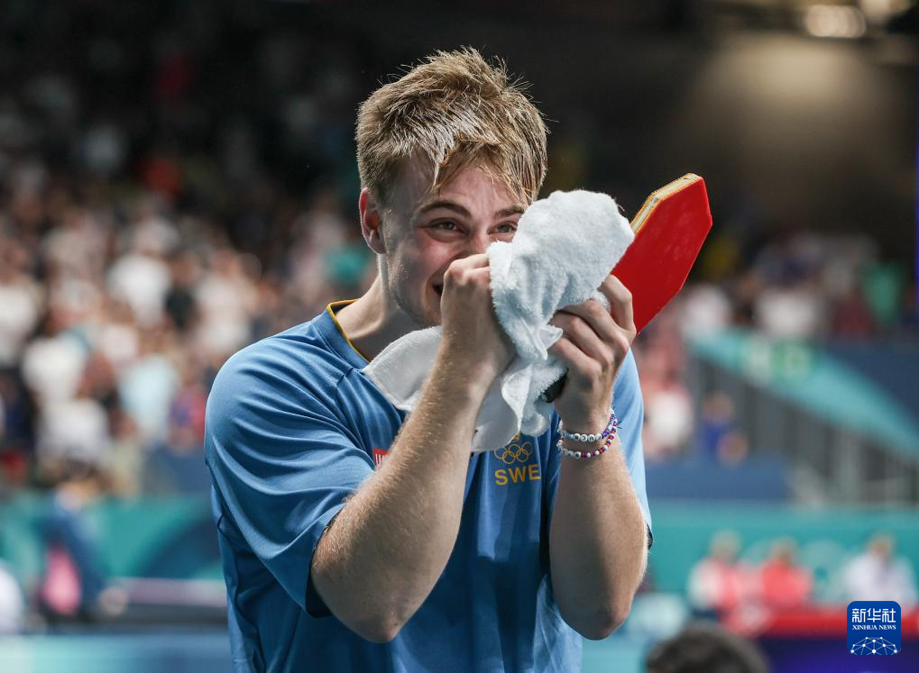 通过巧妙的 通过巧妙的