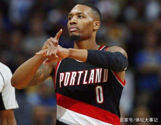 他自己也拿 他自己也拿