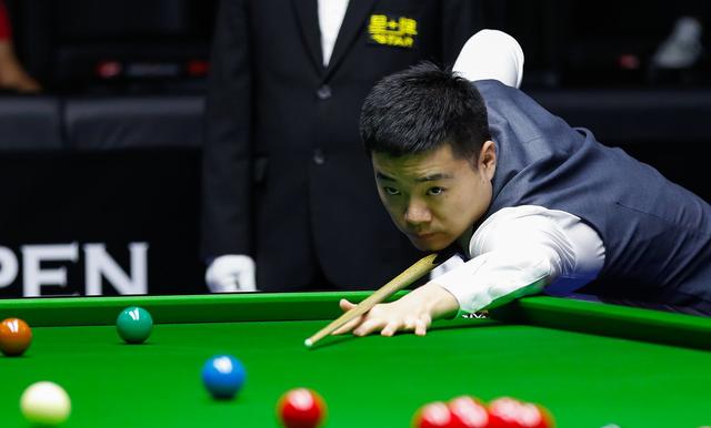 根据对手特 根据对手特