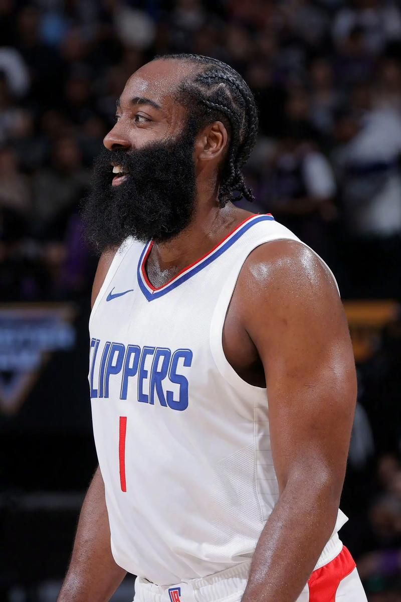 争冠的队伍 争冠的队伍